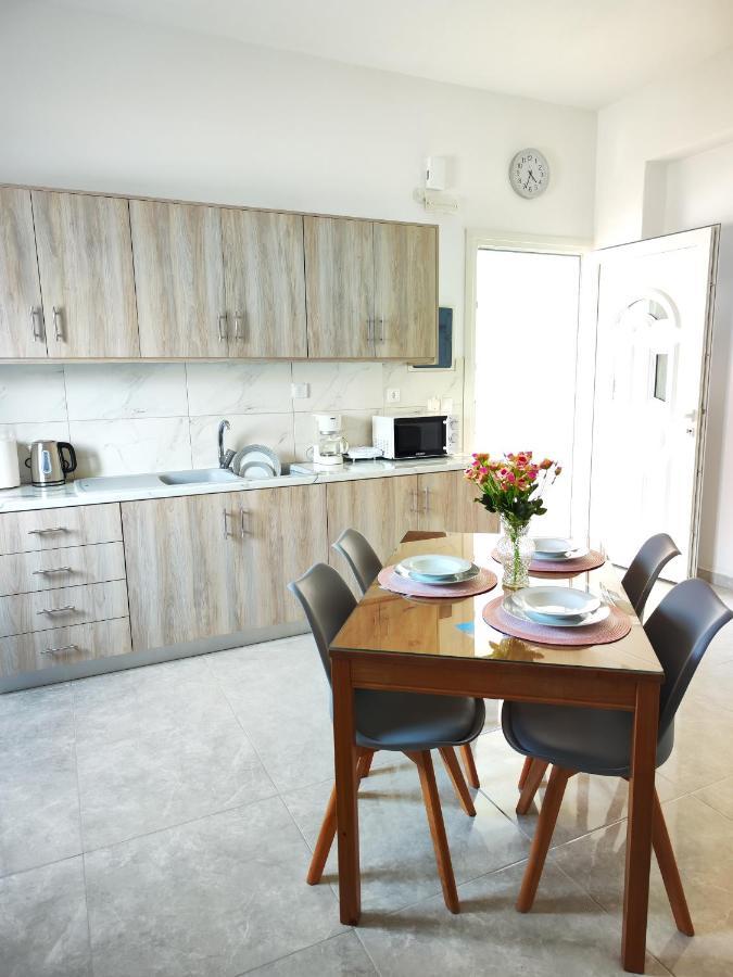 Oasis Apartments ペリッサ エクステリア 写真